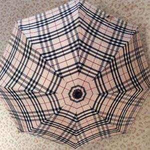 Burberry Accessories - Burberry Umbrella Burberry Accessories - Burberry Umbrella